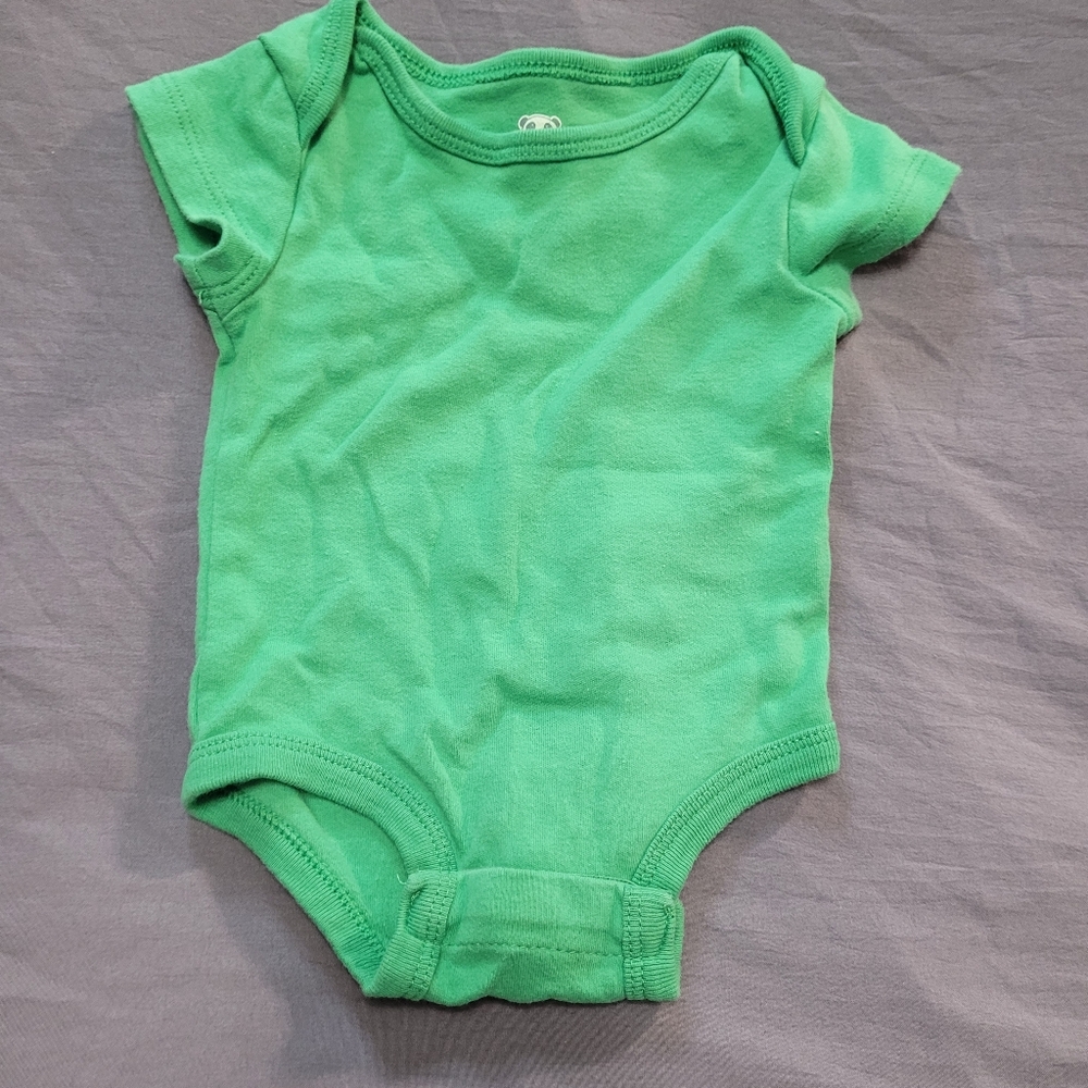Assorted Baby Onesies Bundle (GAP And Rococo) - Picture 5 of 15